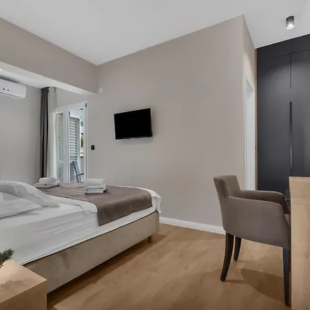 Bozikovina Szálloda