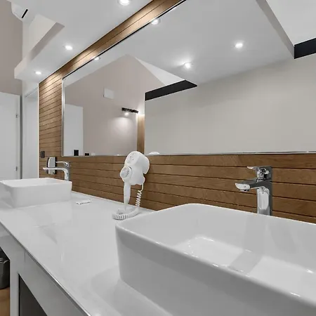 Bozikovina Szálloda Podstrana