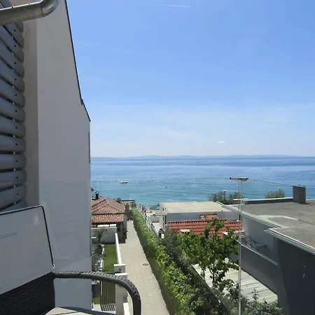Bozikovina 4* Podstrana